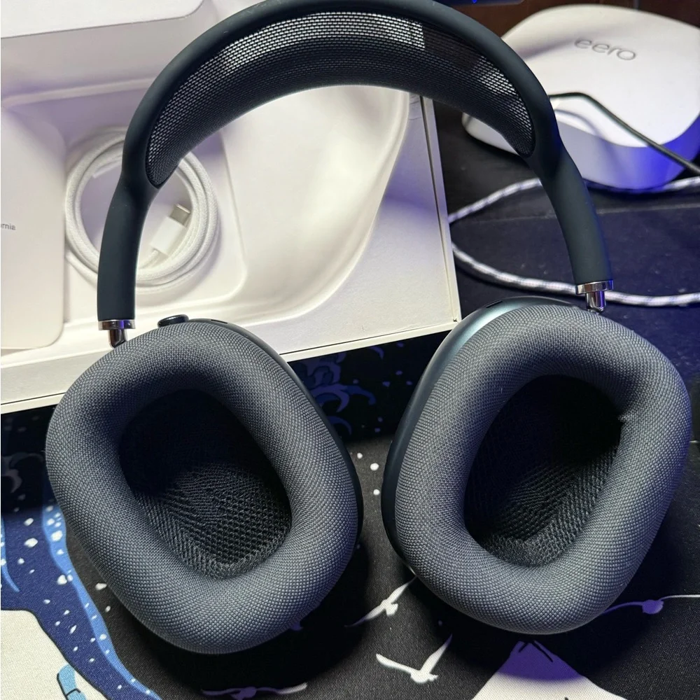 AirPod Pro Max